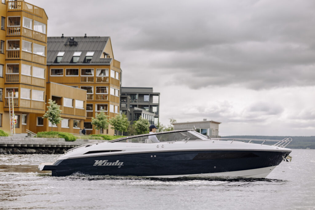Windy 27 Solano for sale by Boats Int. AB