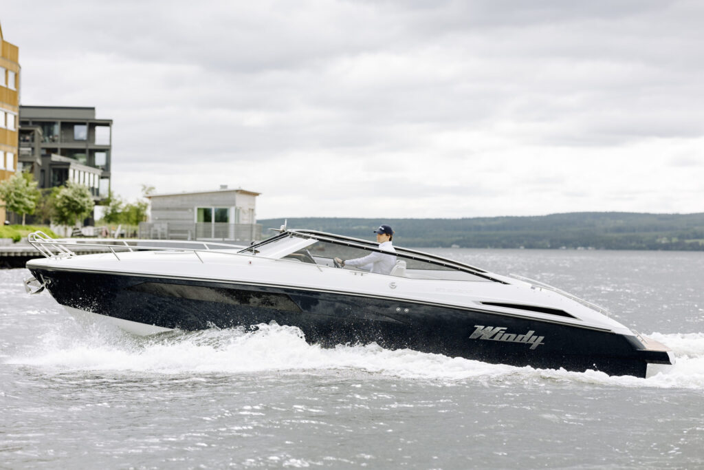 Windy 27 Solano for sale by Boats Int. AB