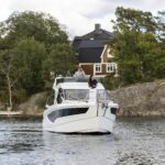 Galeon 360 Fly for sale by Boats Int. AB