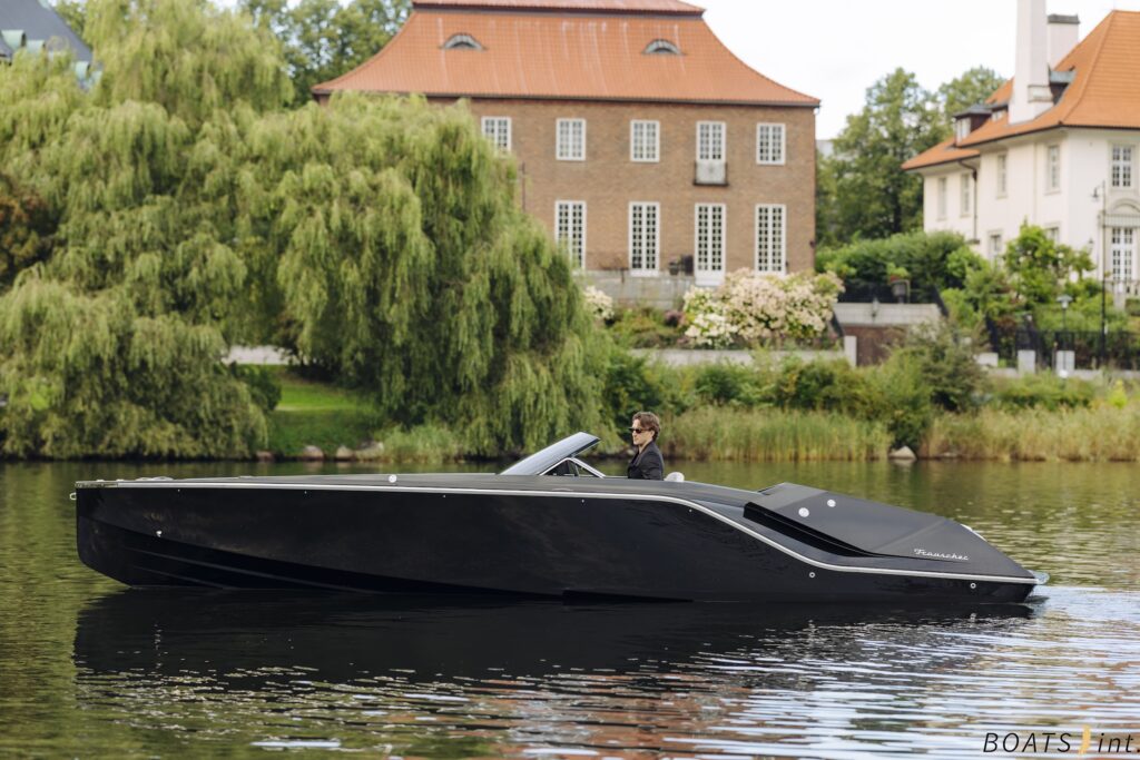 Frauscher 747 Mirage for sale by Boats Int. AB